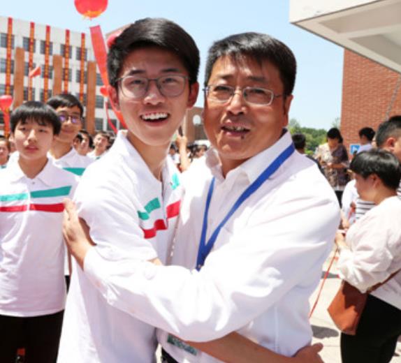 中考考了350分上哪个高中,中考考了300分该怎么办