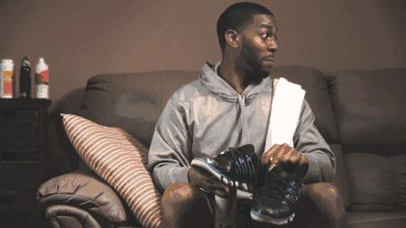 谁说小白鞋土这样穿又酷又美,2021流行的小白鞋显瘦又百搭