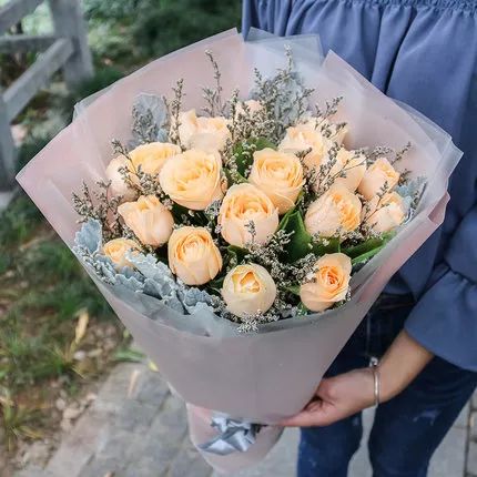 教师节应该给老师送什么花,教师节到了送什么花给老师好呢