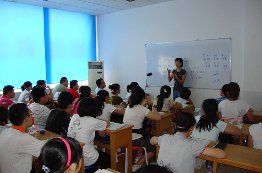 不收钱的美容师培训机构靠啥赚钱,免费美容培训怎么盈利