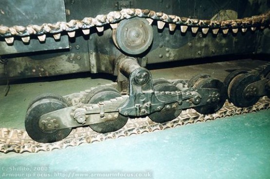 玛蒂尔达坦克介绍,英国玛蒂尔达坦克内部视角