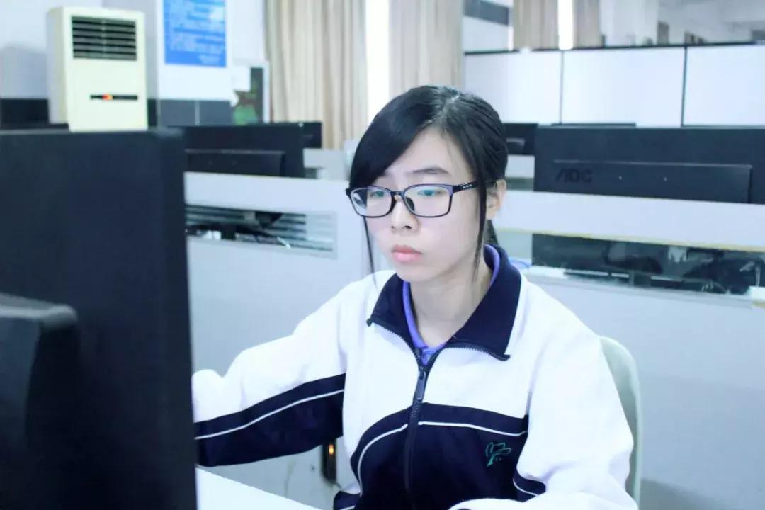 深德技工学校广东省深圳市,顺德职业技术学院