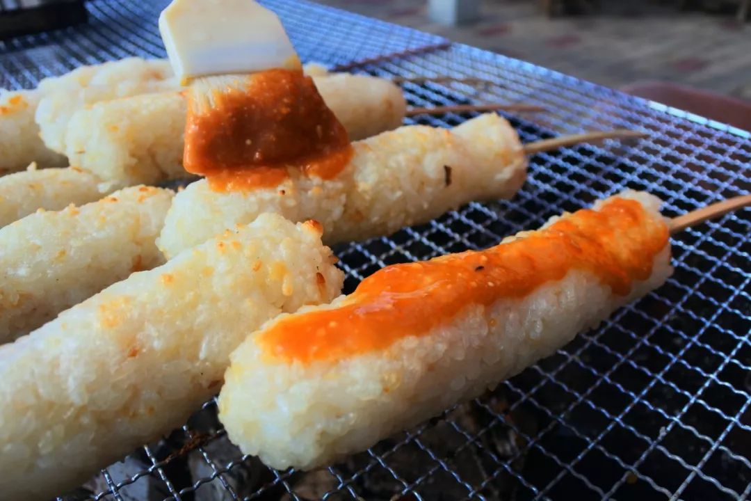 她是日本平安时代第一美人，家乡的火车和大米都以她的名字命名