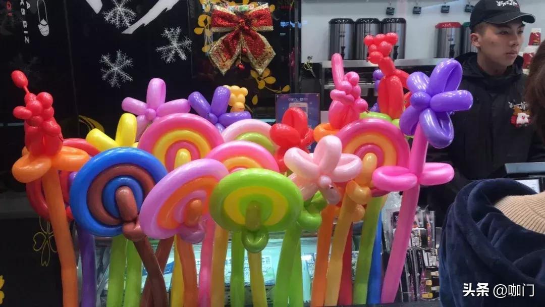 开业叫声惊动警察！他自创奇葩引流法，6年开店1500家