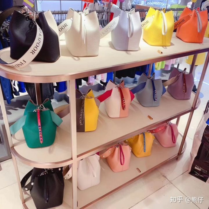 千元包包推荐轻奢20岁,千元小众包包推荐百搭平价