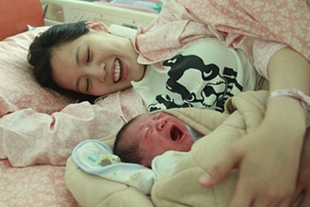 产妇出现什么情况要切除子宫,产妇剖腹产半个月后冒虚汗