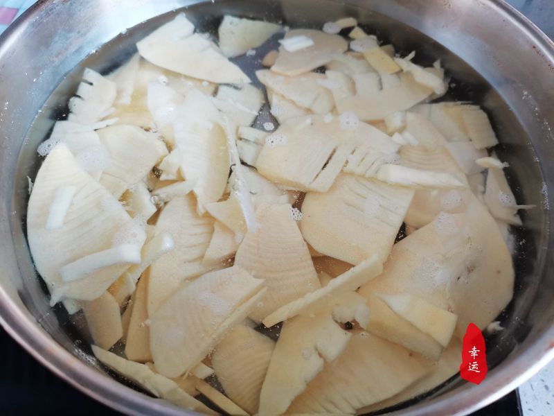 素炒冬笋最好吃的方法,素炒新鲜冬笋的做法大全