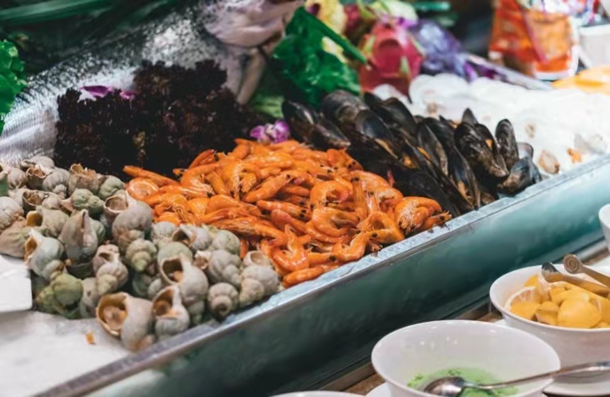 杭州有哪个酒店适合夏天度假,在杭州住哪个酒店便宜