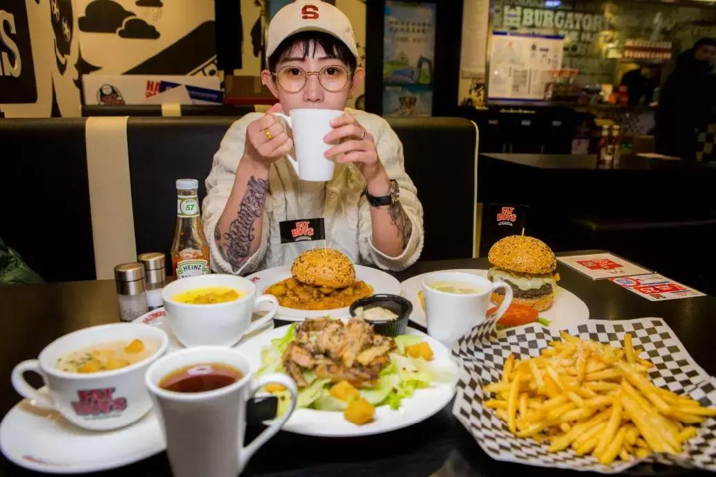 超值双人餐仅需88元,超值双人餐78元和尊享四人餐188元