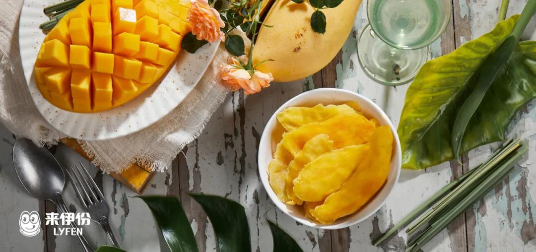 以“鲜”制胜,王一博代言,来伊份抢“鲜”万亿零食大市场