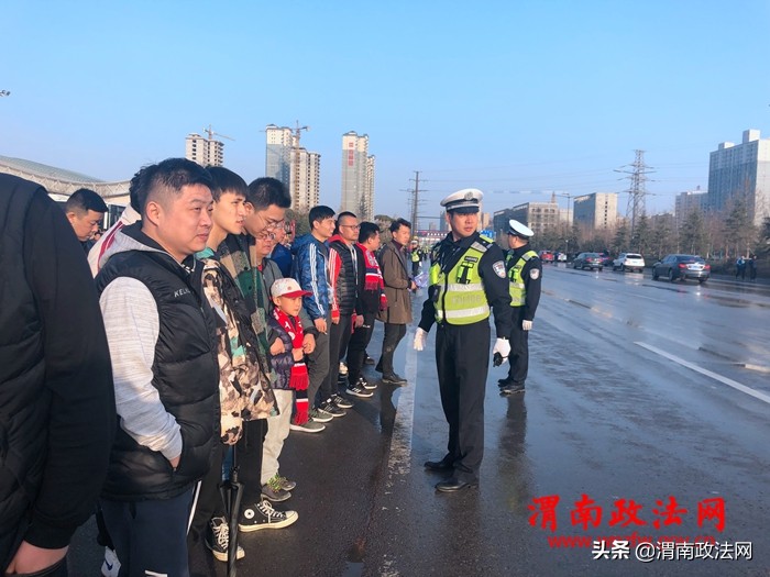 交警中队两会安保工作总结,高新交警大队交通安全