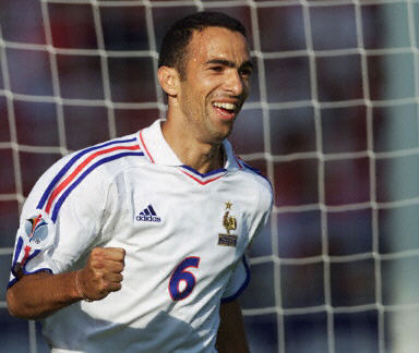 德约卡夫一脚远射逆转,德约卡夫防守能力