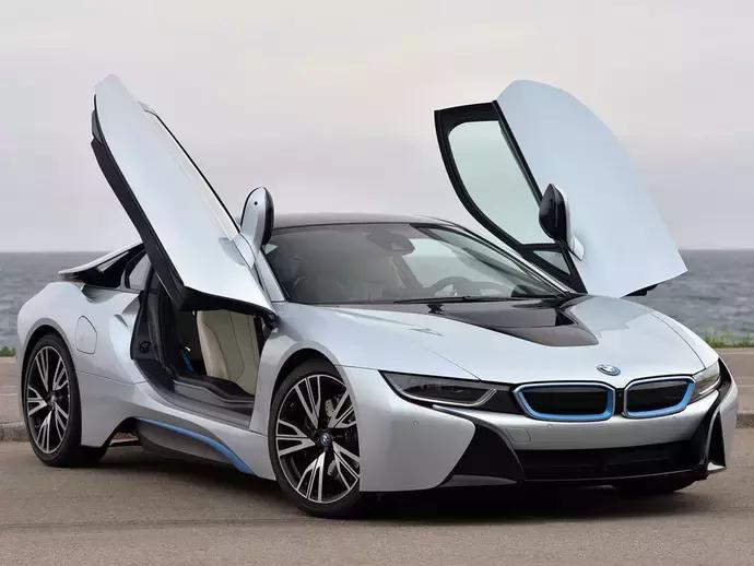 世界首富有几辆座驾,全球富豪座驾排行榜