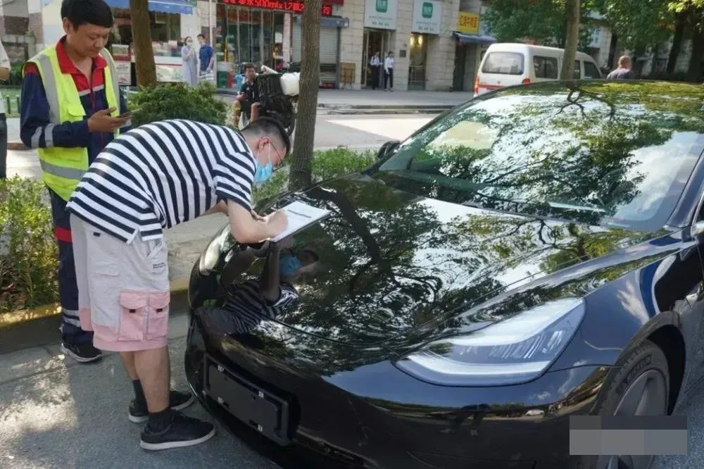 拼多多特斯拉事件,拼多多万人团特斯拉