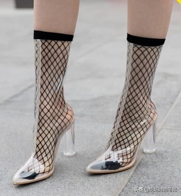 乔欣冬天潮流穿搭,乔欣夏天穿什么鞋