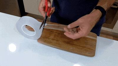 黑科技魔力胶带！反复粘贴不留痕，水洗后又恢复如初