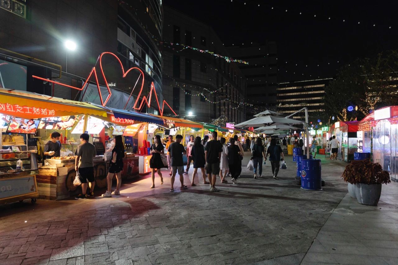 不出国就能吃到正宗韩料,不出国就能吃到正宗的韩国料理