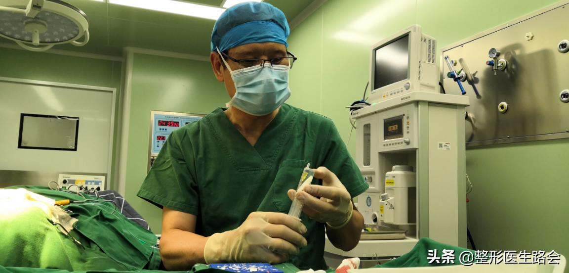 眼综合加鼻综合局麻还是全麻,鼻综合局麻和全麻哪个更肿胀