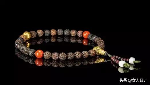 土豪看的手串,最适合穷人玩的5种手串
