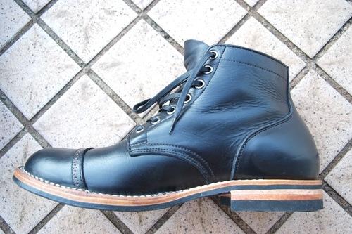 皮鞋亮面和雾面的区别,皮鞋松了有什么办法解决