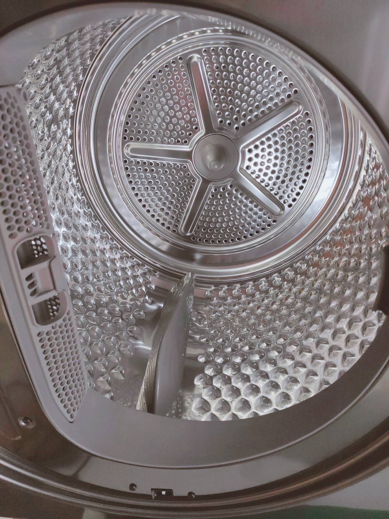 贵重衣物如何在家清洁？能干洗高端衣物的COLMO星图洗烘套装体验