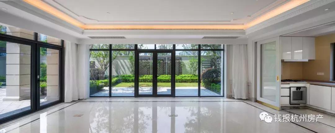 柳岸晓风看房,绿城柳岸晓风高层