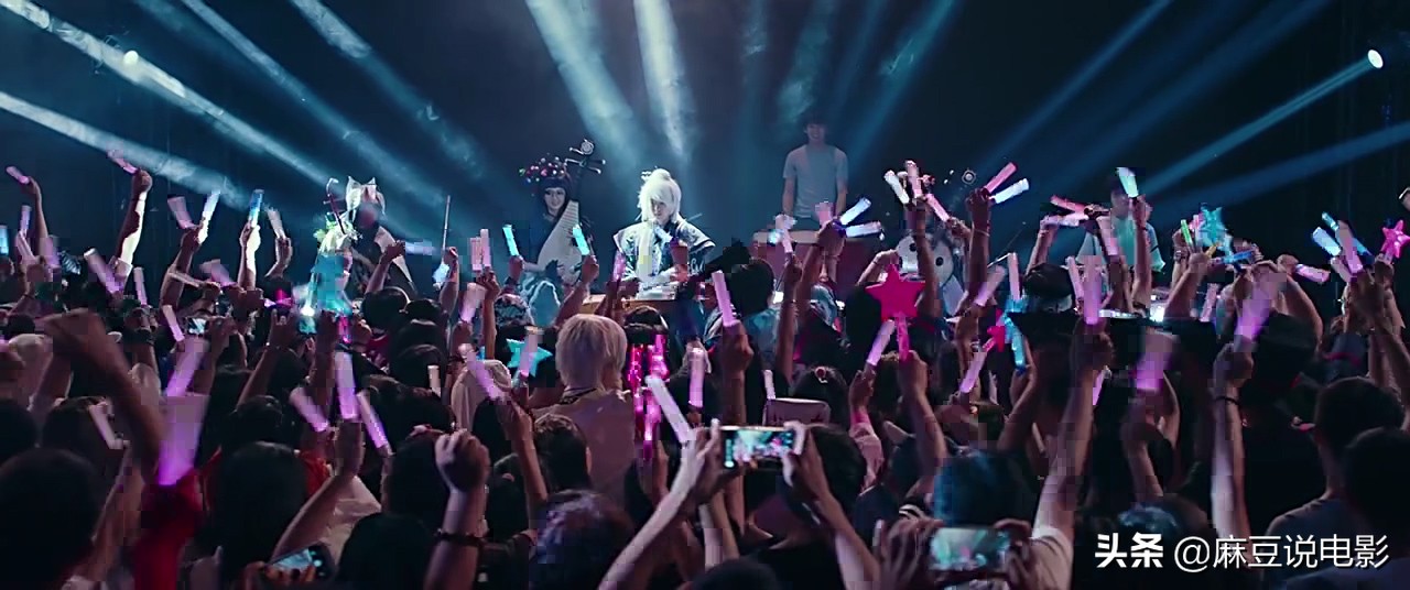 闪光少女与二次元擦出的火花 (闪光少女中西结合二次元)