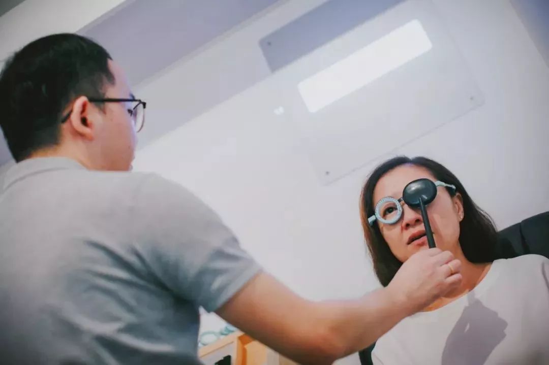 一定要收藏的店铺,高空五星级眼镜店