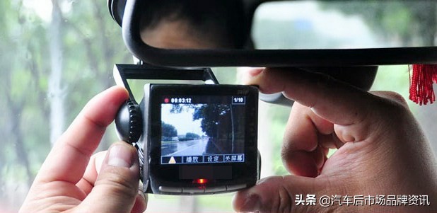 行车记录仪排行榜及选购技巧,行车记录仪产品推荐测评