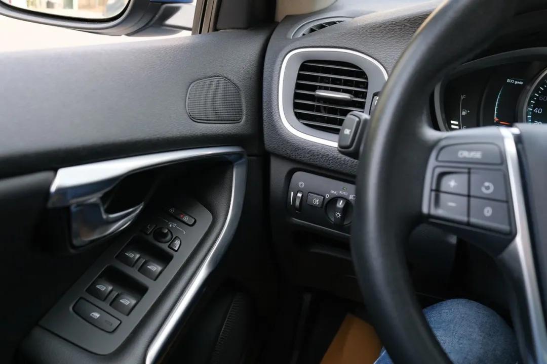 沃尔沃v40二手值得买吗,二手沃尔沃V40值得购买么