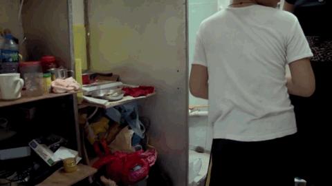 身在社会底层,身处底层才能看到世态炎凉