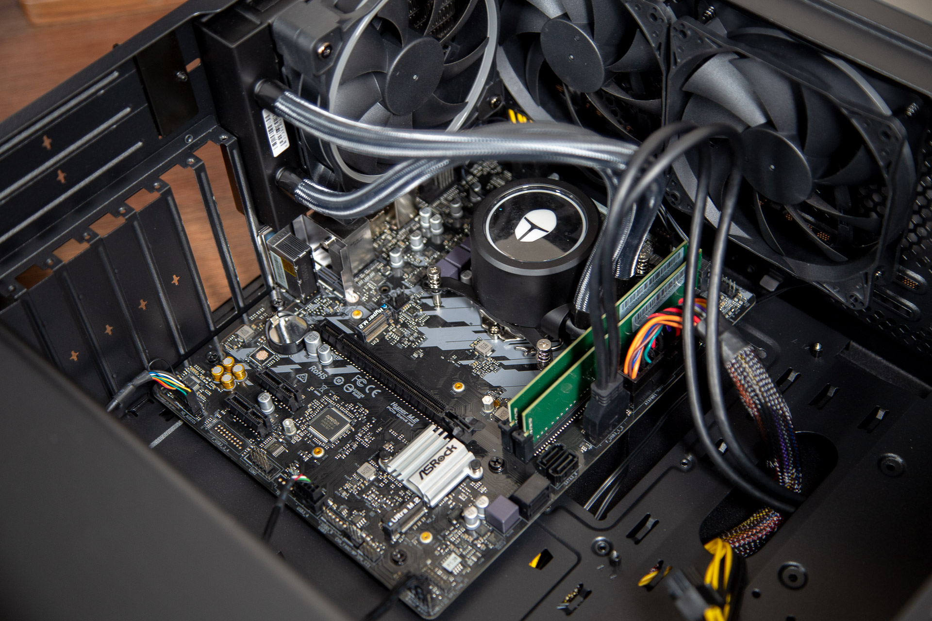 雷神黑武士4代i5-11400测评,雷神黑武士4代拆显卡