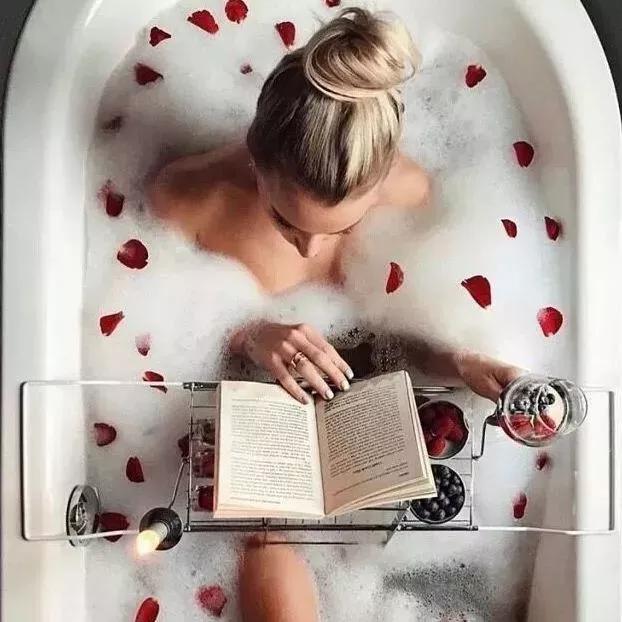 这款会分层的沐浴露好有魔力！李佳琦大呼OMG，洗完澡皮肤水嫩嫩