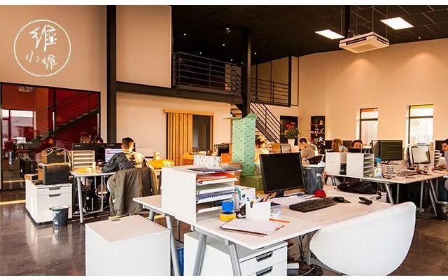 马伊琍放下文章，张欣成就了潘石屹，婚姻是一场博弈