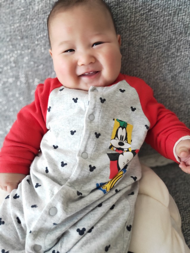 宝宝出牙晚上落地醒怎么缓解,七个月宝宝如何缓解出牙口欲期