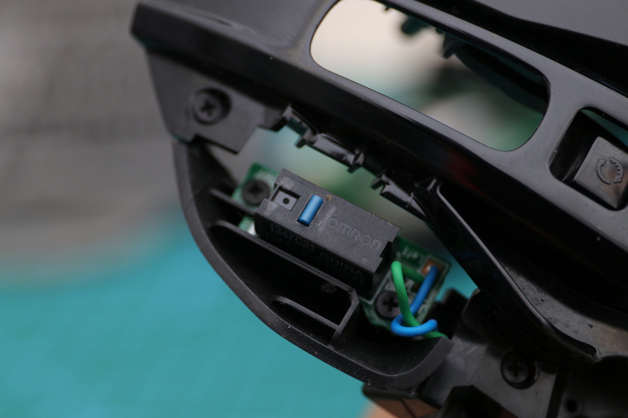 罗技无线游戏鼠标g304和g903,罗技g903鼠标拆卸教程