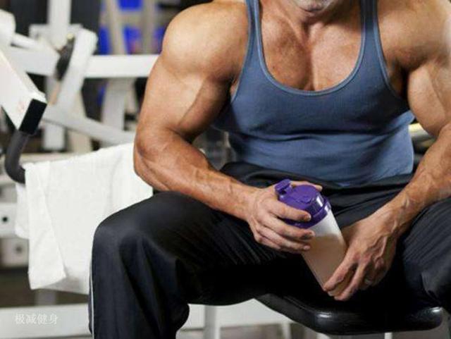 空腹吃增肌粉有什么坏处,长期吃增肌粉会血压升高吗