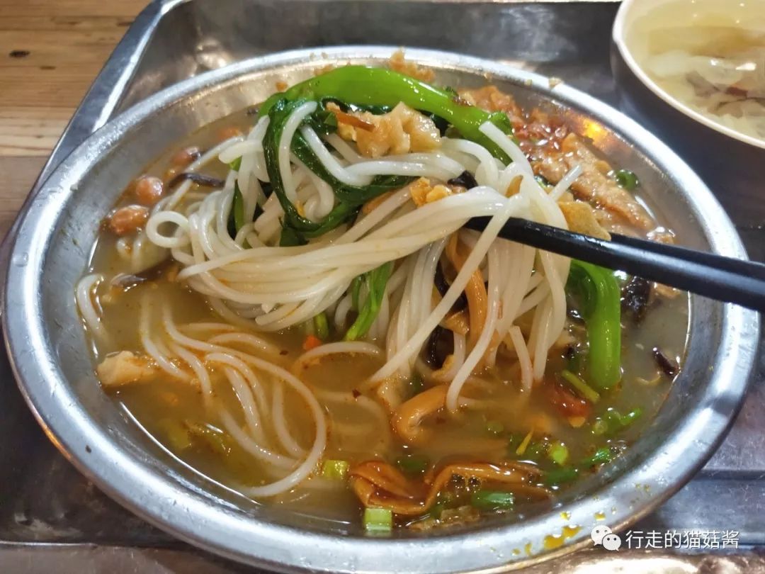 酸贝辣柳州螺蛳粉测评,螺满地柳州螺蛳粉测评