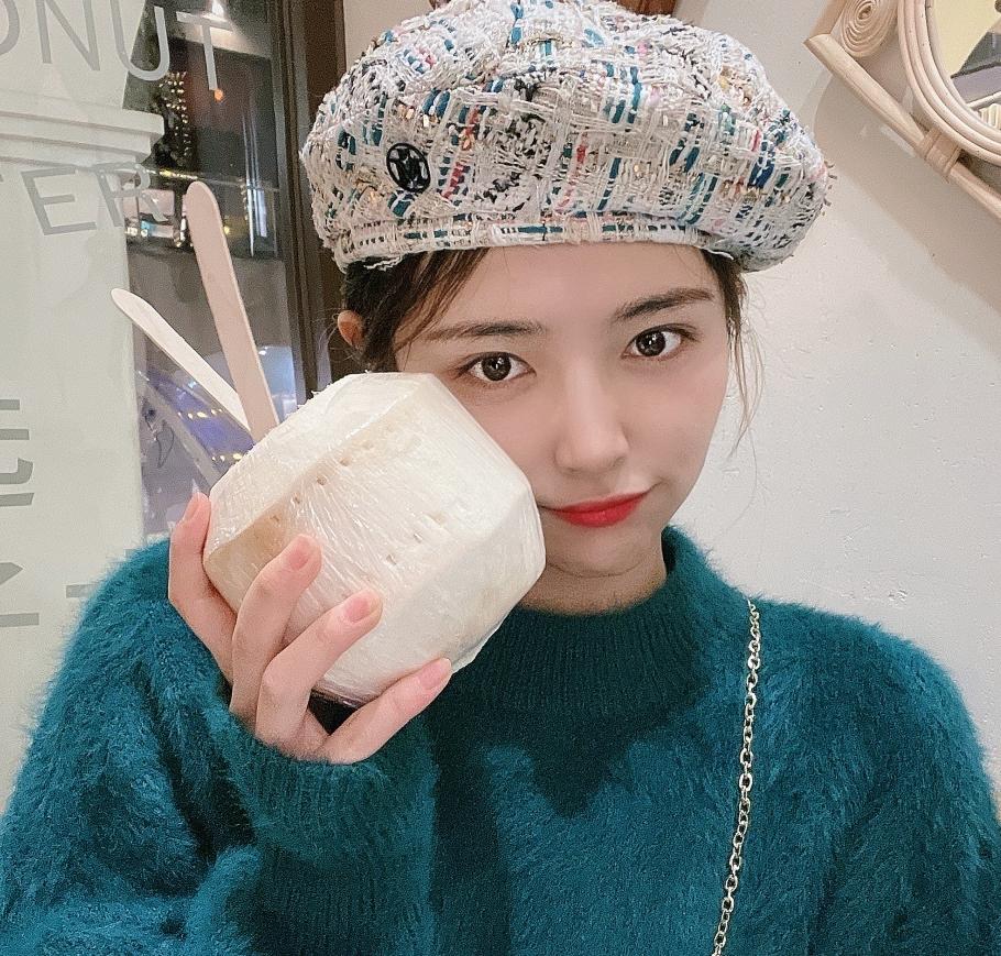 外套搭配什么毛衣好看,黑色国风外套搭配杨幂穿搭