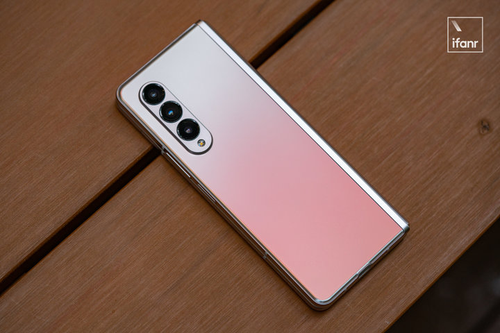 三星折叠屏zflip3使用技巧,三星折叠屏zflip3和华为p50p