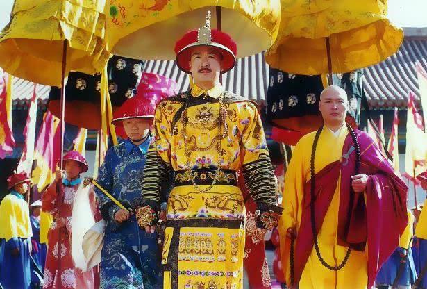 《宰相刘罗锅》评分8.2也是被低估了？无法超越的戏说历史剧