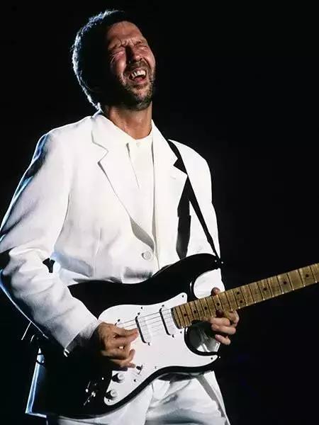 大哥你玩儿吉他，玩它有啥用？