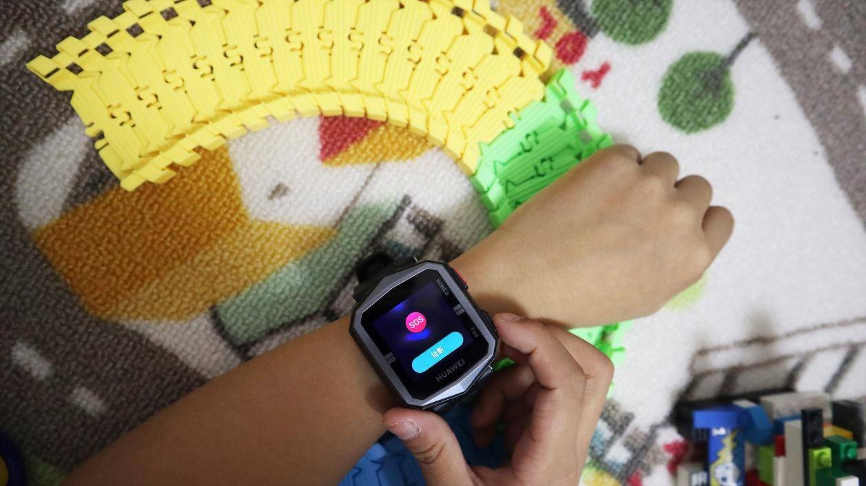 小天才360哪个好一点,华为儿童手表3pro和小天才怎么选