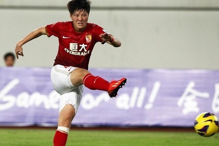 赵鹏踢中卫没这个能力懂吗,赵鹏国家队精彩集锦