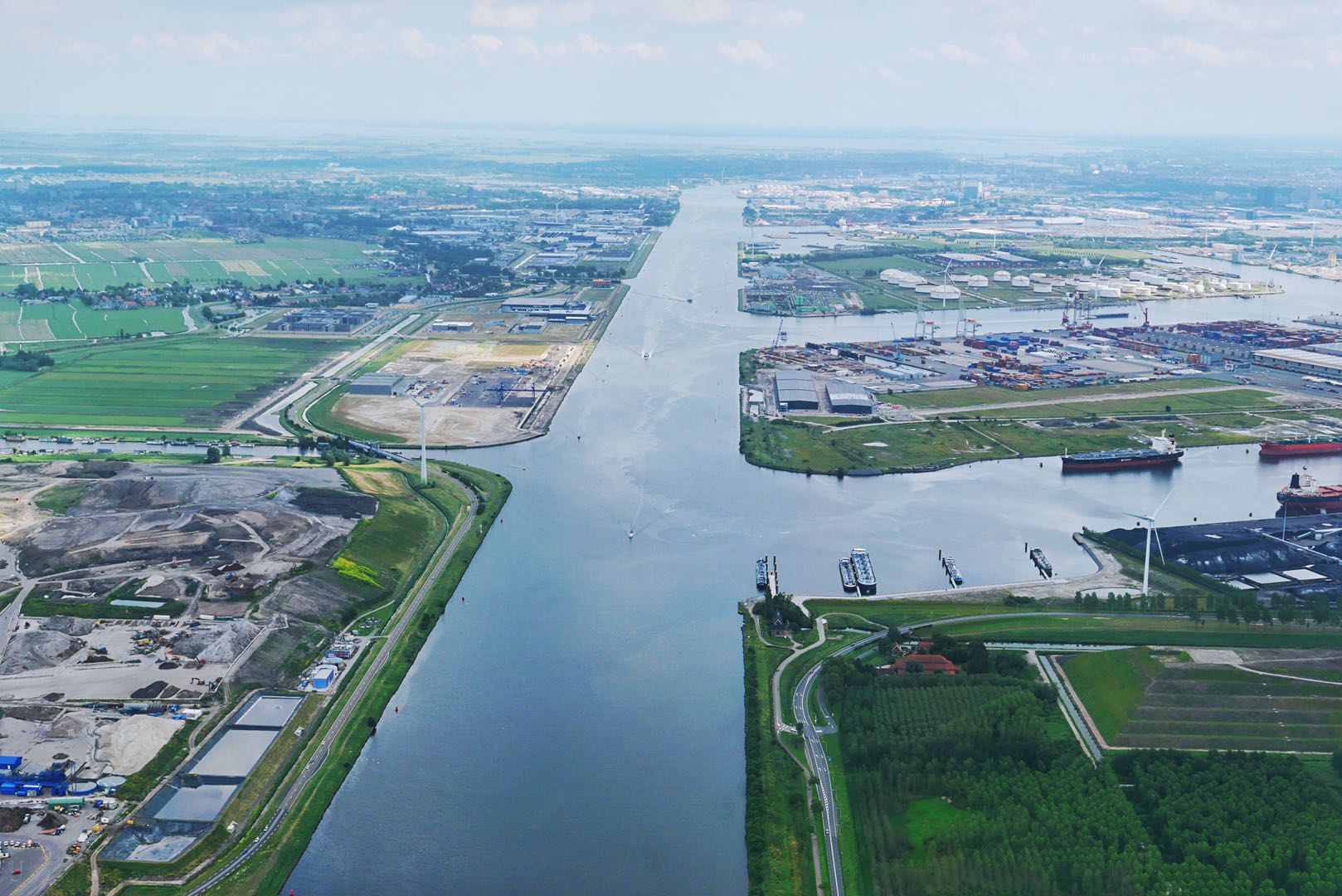 荷兰为什么是农业大国,为什么说荷兰是个开放的国家