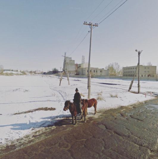 在“谷歌街景”里寻找逝去回忆的人们