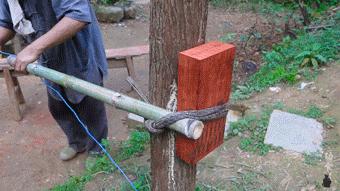 大爷造鲁班凳,60岁中国大爷徒手做鲁班凳