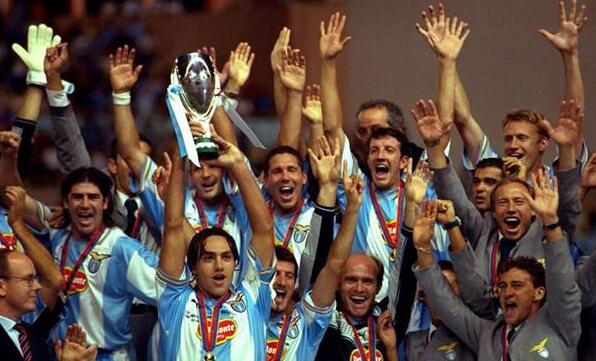 足球俱乐部logo鹰,世界各搏击俱乐部logo图片