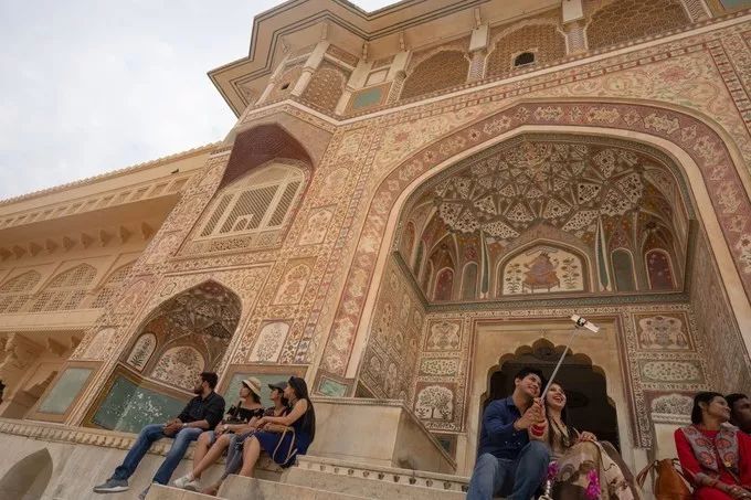 印度这座老城，房子都是粉色，去亚洲最豪华电影院只要几十元