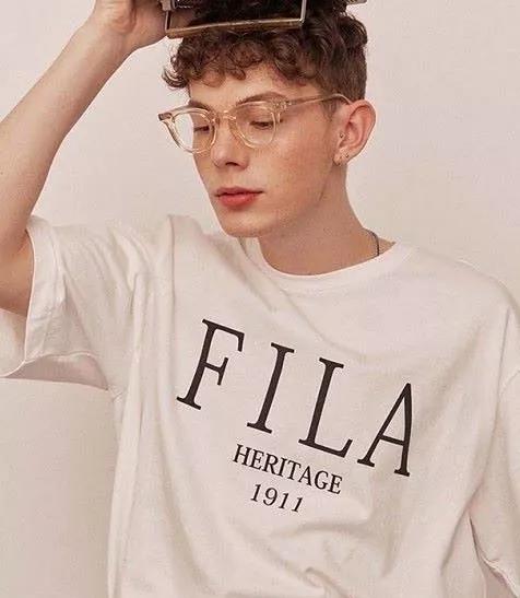 最近很流行的眼镜,最近特别流行的眼镜